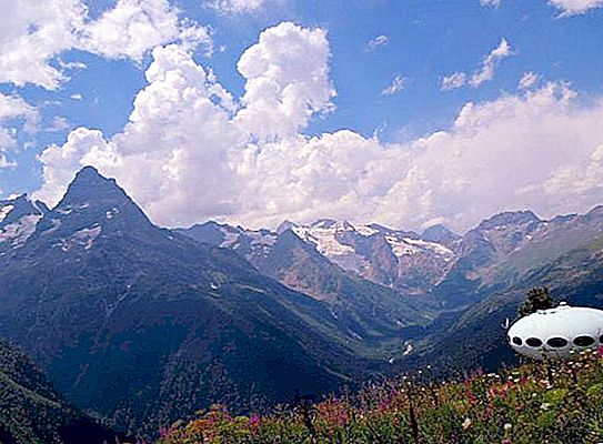 Districte Federal del Caucas del Nord: composició, característiques i fets interessants