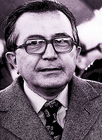 Prominent Italian politician Giulio Andreotti