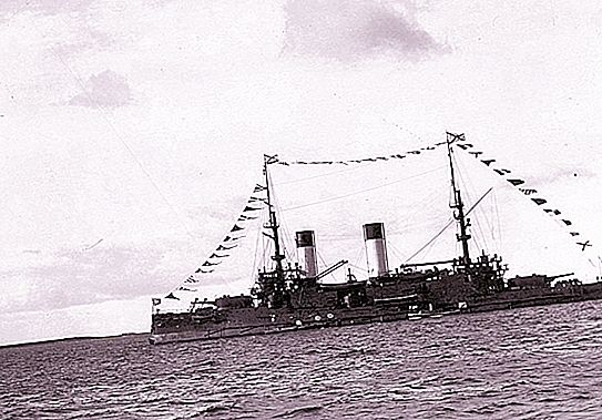 سفينة حربية "الأمير سوفوروف": الوصف والمواصفات والحقائق التاريخية