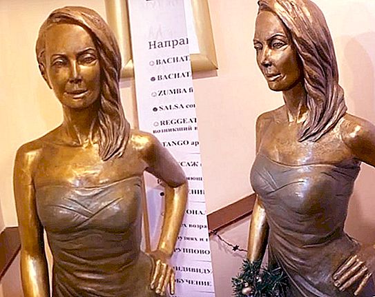 Η Natalya Friske ανακάλυψε ένα μνημείο στην αδελφή της σε ένα από τα καφέ της πρωτεύουσας