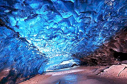 Kungur Ice Cave (روسيا ، Kungur): الوصف والأشياء والجدول الزمني والمراجعات