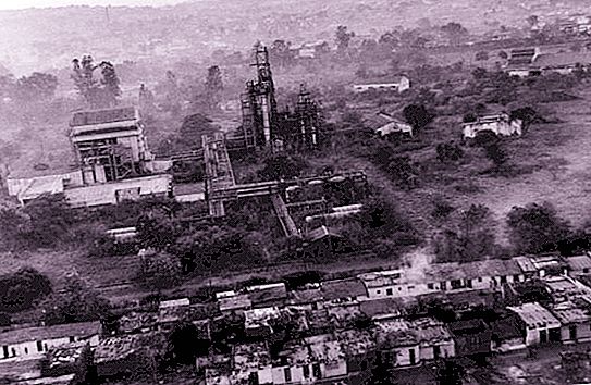 Бхопал индия. Бхопальская катастрофа 1984. Бхопал катастрофа завод. Бхопал Индия химическая авария.