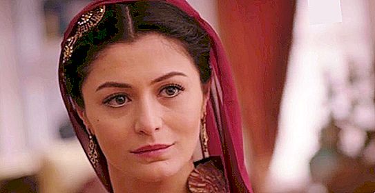 Shah Sultan มีลักษณะอย่างไรในชีวิตจริง: ภาพถ่ายใหม่ของนักแสดงหญิง Deniz Chakyr