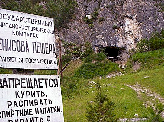 Denisova cueva en Altai. Cueva Denisova - sitio arqueológico de Gorny Altai
