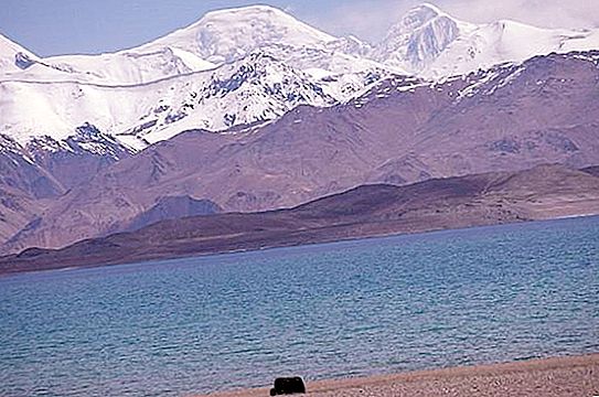 Karakul ist ein See, in dem die Zeit stehen bleibt. Beschreibung, interessante Fakten, Herkunft