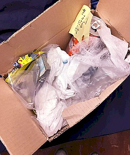 Een student wachtte op een pakje voedsel van zijn geliefde moeder en kreeg een levensles