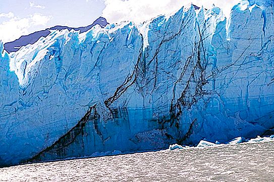 Glace glaciaire sur notre planète