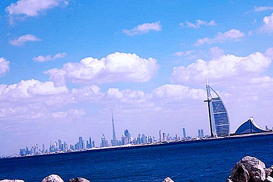 UAE: s BNP är mindre beroende av olja