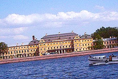 Manšikova palača v Sankt Peterburgu. Palače Sankt Peterburga