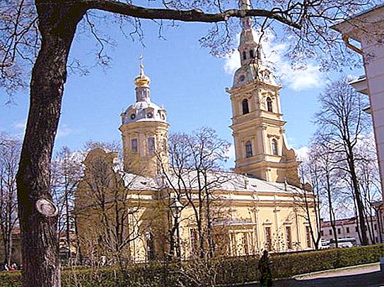 상트 페테르부르크의 성당과 사원 : 목록, 특징 및 흥미로운 사실