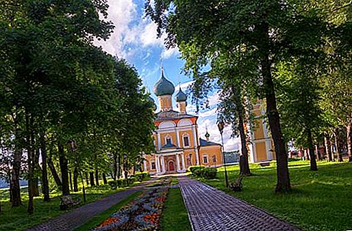 O regióne Jaroslavľ. História, všeobecná charakteristika a oblasť oblasti Jaroslavľ