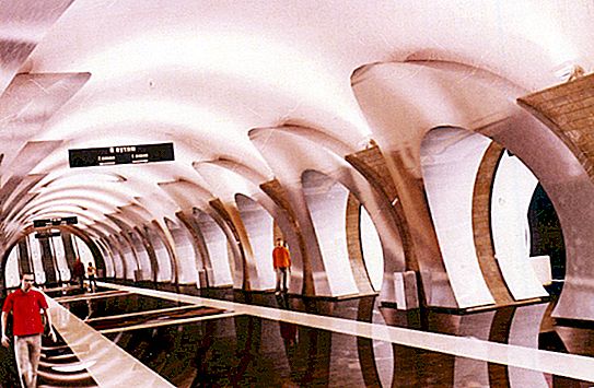 车里雅宾斯克地铁站：项目，建设历史
