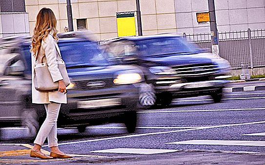 Studi: pemilik mobil mahal sering memberi jalan kepada pejalan kaki, tetapi masalah gender