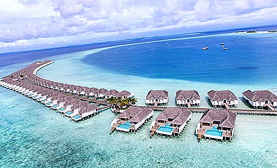 Климатът в Малдивите е месечен. Малдивски архипелаг