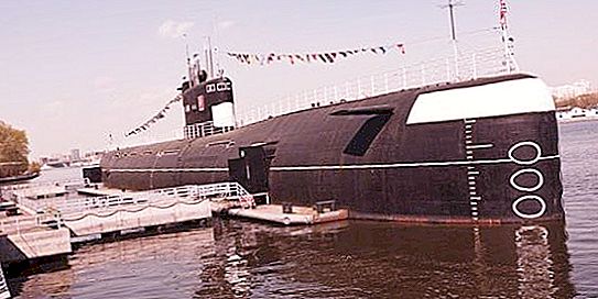 Bảo tàng tàu ngầm ở Moscow và St.