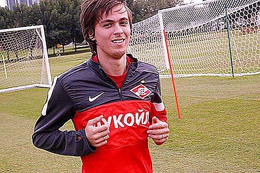 Dmitry Kayumov - centrocampista della squadra di calcio Fakel