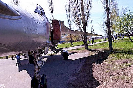 Buksan ang Air Museum sa Nizhny Novgorod - Victory Park