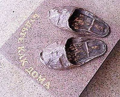 Ασυνήθιστα μνημεία του Τομσκ: ενδιαφέροντα γεγονότα και περιγραφή