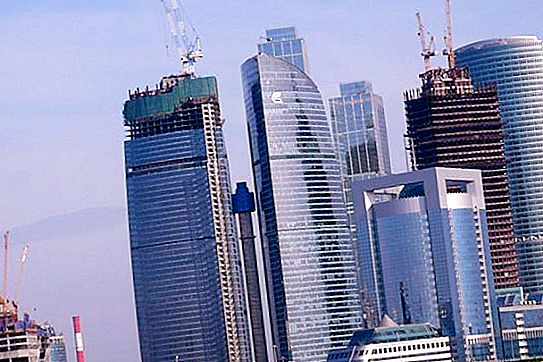 Skyskrapere: hvor mange etasjer i Moskva by?