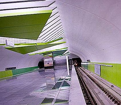 Đại lộ Lermontov. Metro đã đến vùng ngoại ô