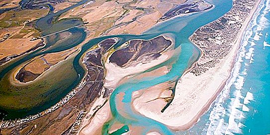 Οικολογική καταστροφή: στο αυστραλιανό σύστημα ποταμών Murray-Darling, τα ψάρια μαζεύονται μαζικά. Φωτογραφία