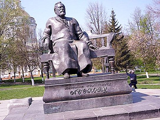 Kenapa perlu melawat monumen ini ke Leskov di Orel?