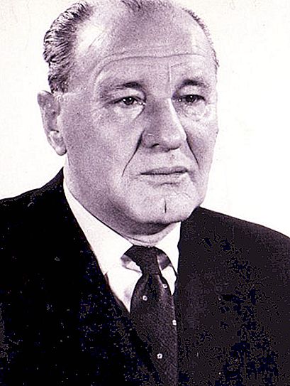 Янош Кадар. Биография на унгарския политик