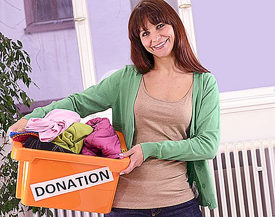 Where to give unnecessary clothes? Good deeds