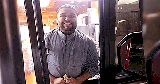 Ein Mitarbeiter von McDonald's eröffnete nachts eine Einrichtung für einen Kunden. Bald erwartete ihn eine Belohnung