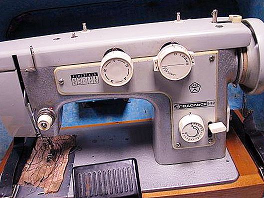 Máquina de coser "Podolsk 142": instrucciones y fotos