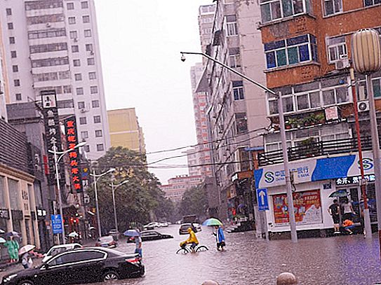 Kraftfull översvämning i Kina 2016