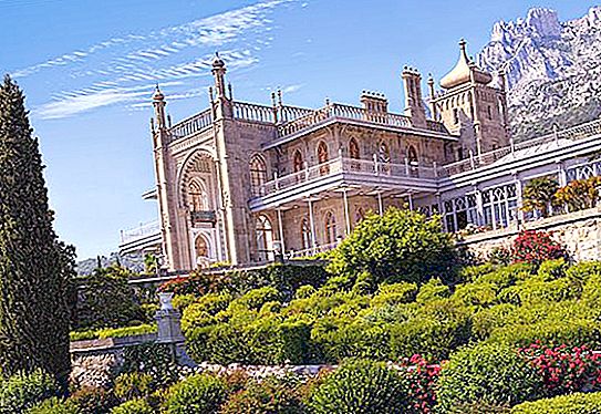 Vorontsov slott på Krim. Vorontsov Palace i Alupka