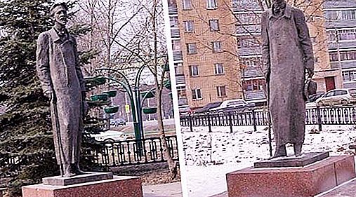 Çehov ve diğer şehirlerde Çehov Anıtı