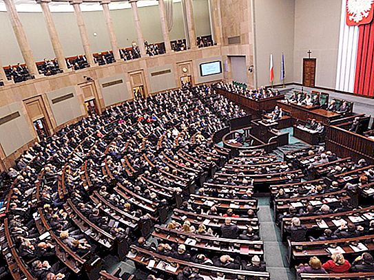 Lenkijos parlamentui sukaks 525 metai