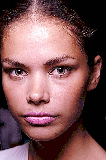 Famous models without makeup. What do the beauties really look like?