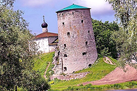 Gremyachaya tornis, Pleskava: adrese, vēsture, leģendas, interesanti fakti, fotogrāfijas