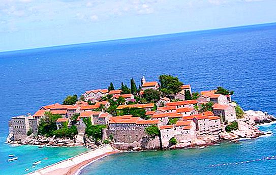 Montenegro: kuukausittainen ilmasto, keskilämpötila, lomaominaisuudet ja matkailijoiden arvostelut