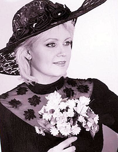 Lendária cantora estoniana Anne Veski. Biografia de uma mulher feliz