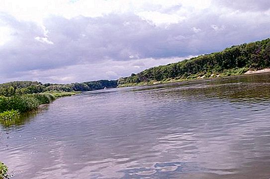 Bityug, der Fluss. Lage, Flora und Fauna