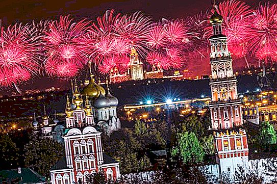 Moskova'da muhteşem havai fişek festivali: açıklama, mekan
