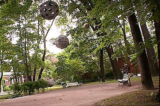 Jardín Izmailovsky, o "Buff": una historia completa y fotos modernas