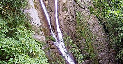 Orekhovsky vodopády a iné pády Soči