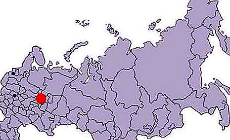 키로프 인구 : 역사 개요, 연령 및 성별 구조, 민족 구성, 지역별