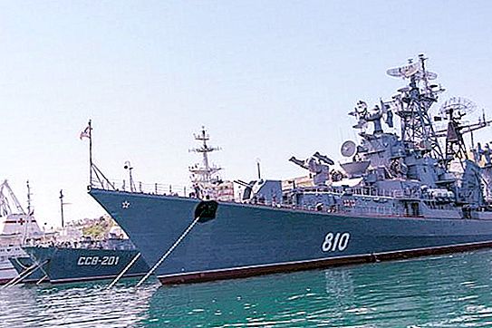 大型反潜舰“锋利”。 俄罗斯黑海舰队