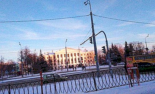 DK Lenin (Kazan) - središče kulturnih tradicij in prostega časa