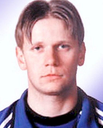 Igor Gusev: career of the Russian goalkeeper